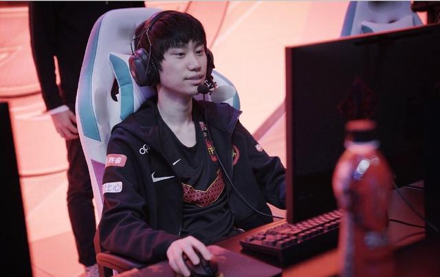 甚至有人翻 甚至有人翻