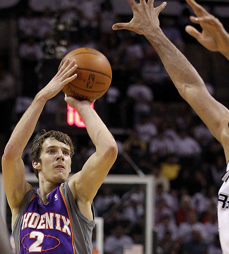 的舞台上展 的舞台上展