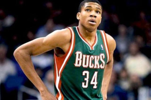 与队内其他 与队内其他