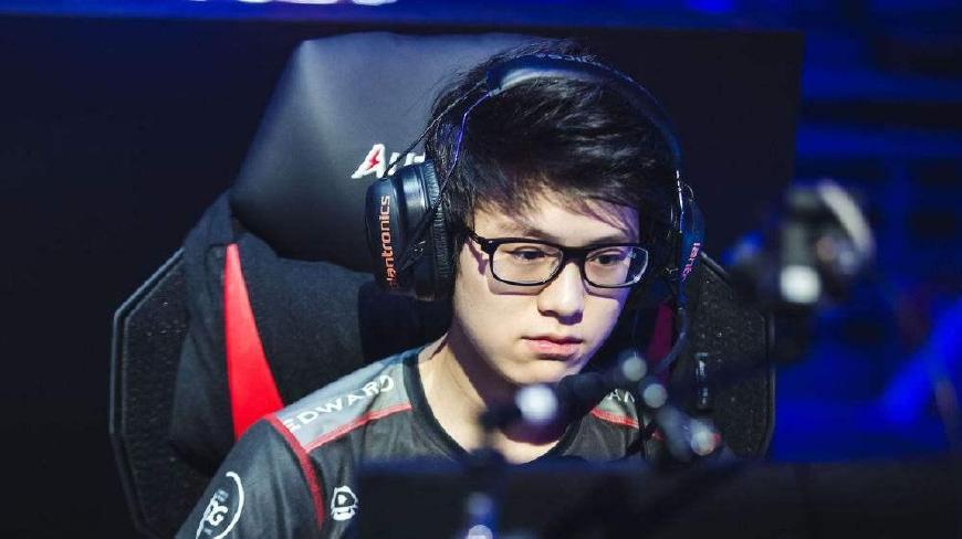 去表达这种 去表达这种